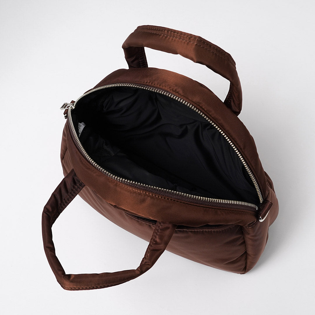 NEWBOOK / Hang Out 2-Way Triangle Shoulder Bag