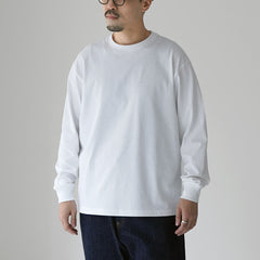 white / S