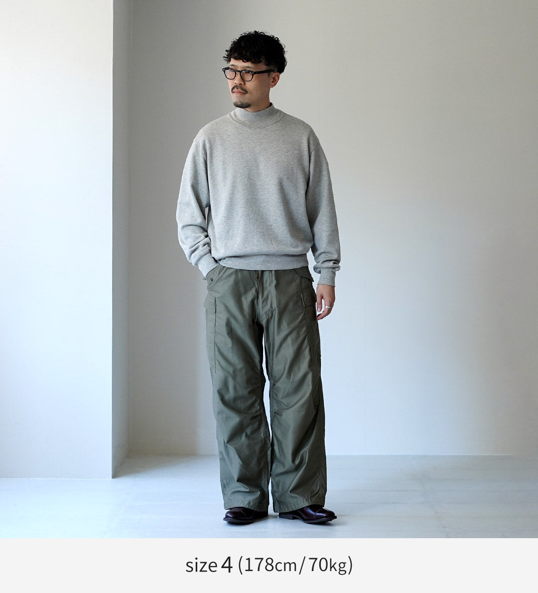 LIFiLL / COTTONY Mock Neck Sweatshirt