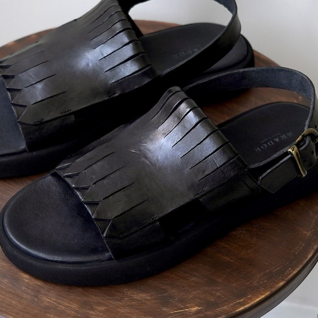 BRADOR / Fringe Platform Leather Sandals