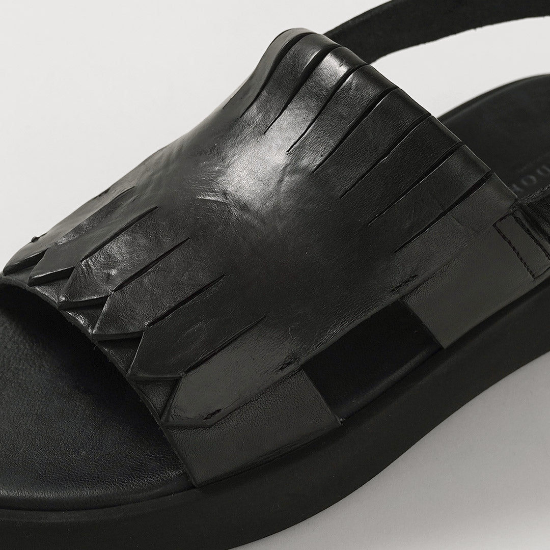 BRADOR / Fringe Platform Leather Sandals