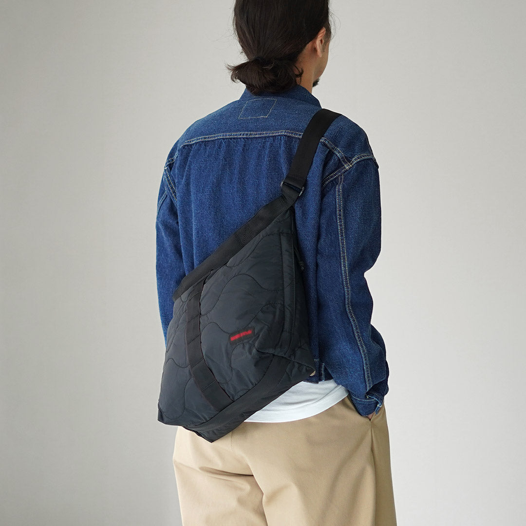BRIEFING / Quilted Jumper M Shoulder Bag