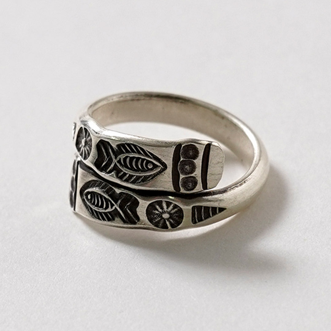 phaduA / Karen Silver Two Fish Ring