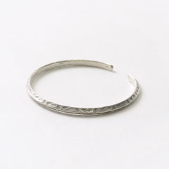 plata / Gratis