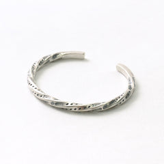 plata / Gratis