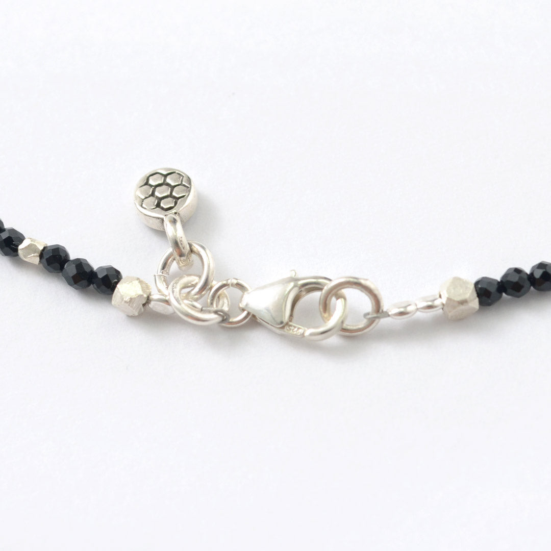 PHADUA / Onyx (2mm) cut bead necklace/anklet