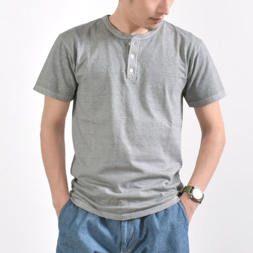 Bon t-shirt à manche Henley sur / à manches courtes