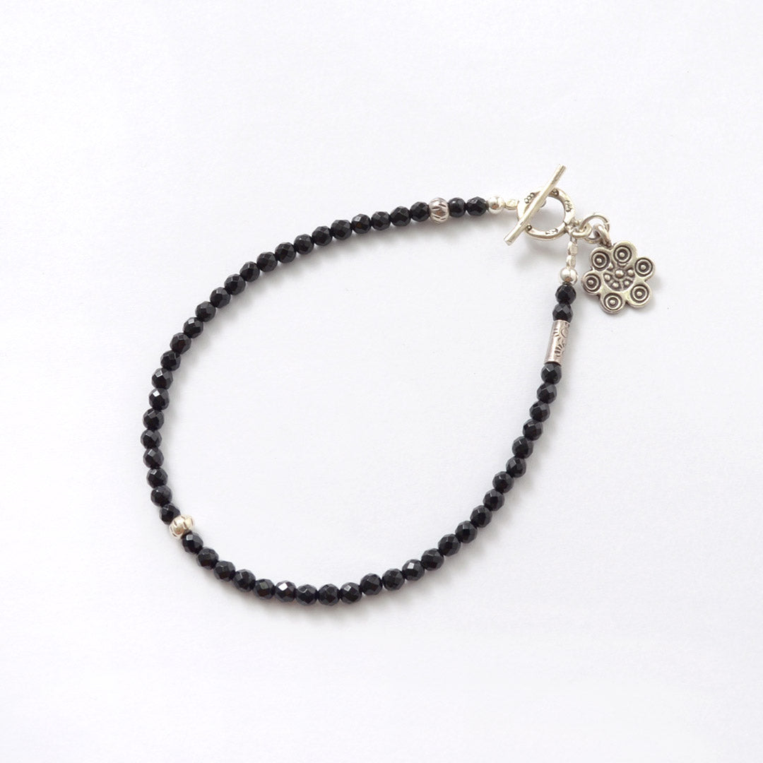 Brazalete phadua / negros de corte de onyx