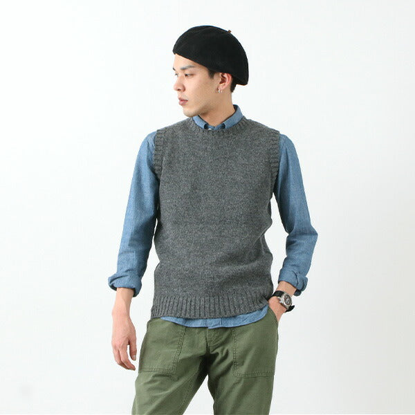 SOGLIA / LANDNOAH British Wool Crew Neck Knited Gilet