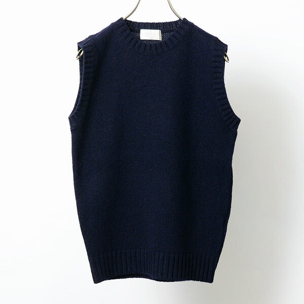 SOGLIA / LANDNOAH British Wool Crew Neck Knitted Vest