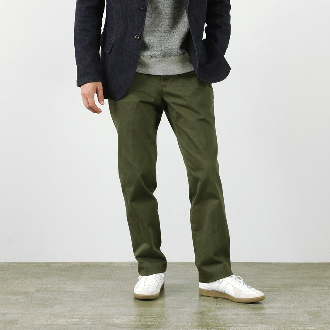 D.C.WHITE / Cotton twill regular silhouette chinos