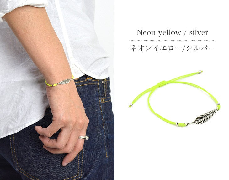 CHALISA T.. / Silver feather knotted cord bracelet