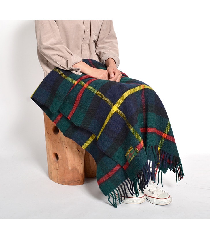 Moulin Tweed / Tartan Check Wool Knee Tapis