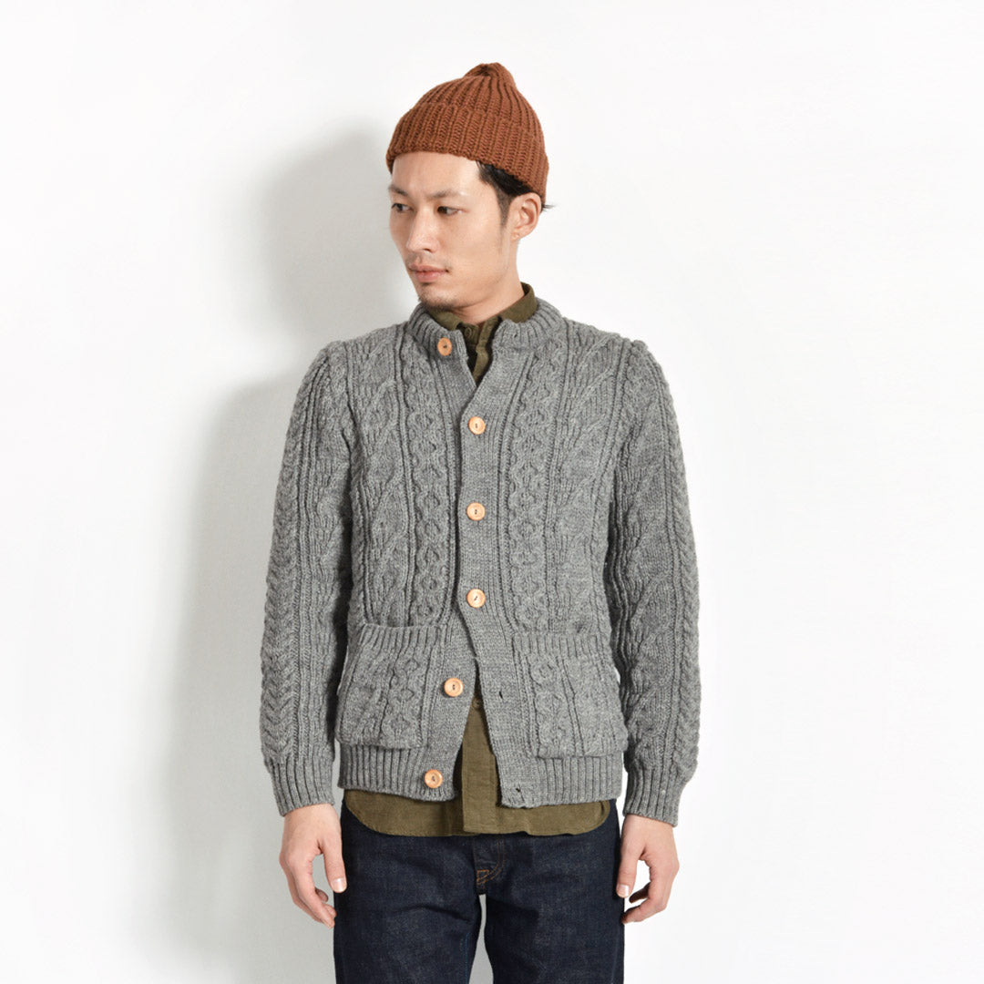 Kerry Woolen Mills / 5 calibre 5 Cardigan de collar Cable Aran