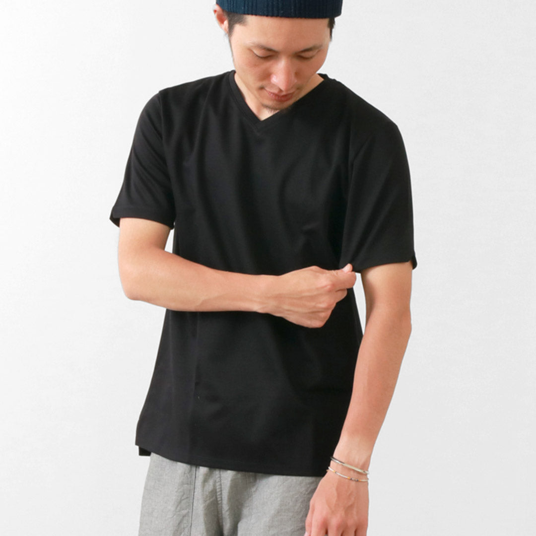 Re fait à Tokyo Japan / Tokyo Made Robe T-shirt V-Cold