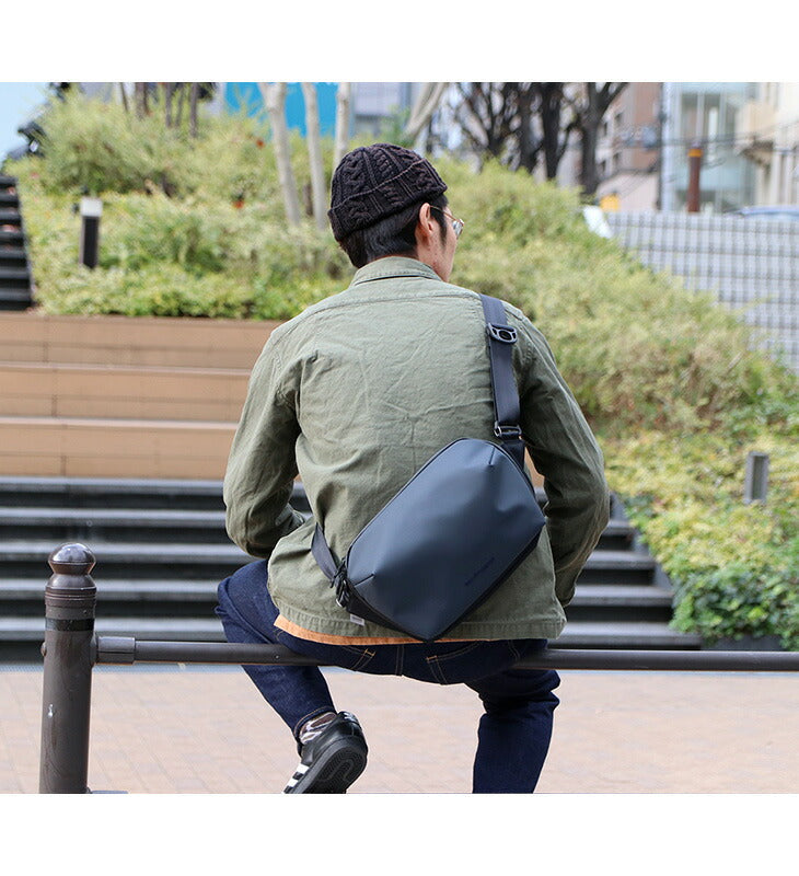 Beruf / Urban Explorer 6.0 Sling Pack