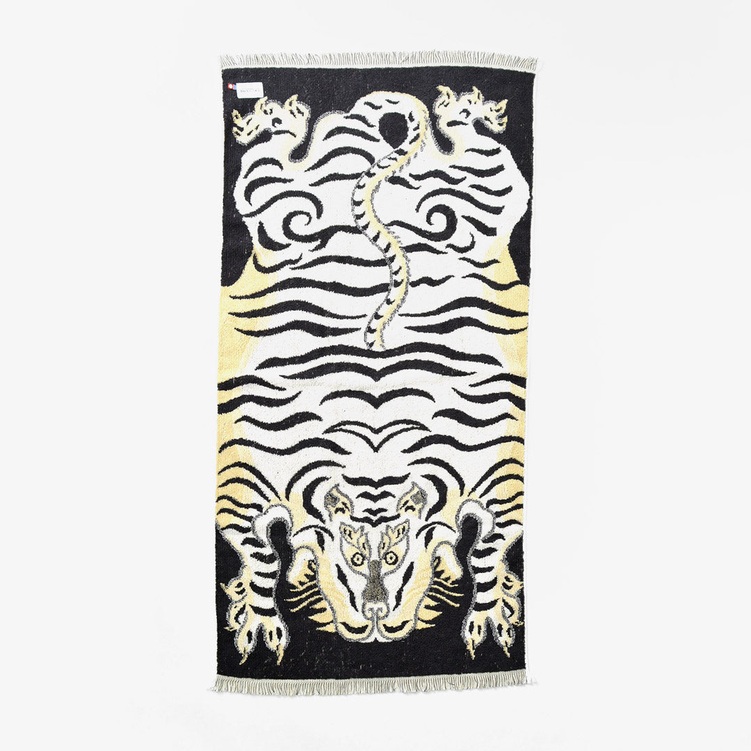 CAL O LINE / Tibetan Tiger blanket Towel