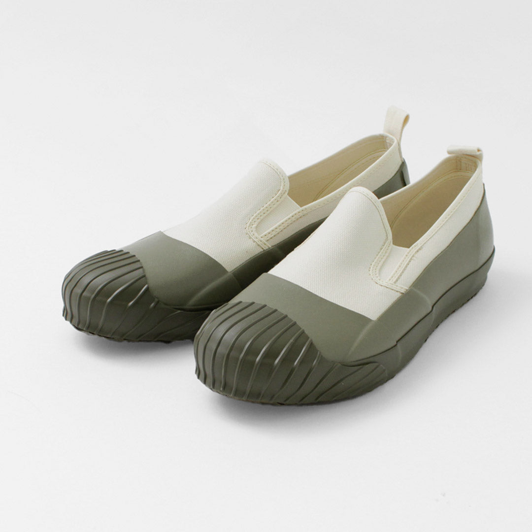 MOONSTAR / All Weather Slip-On Sneakers