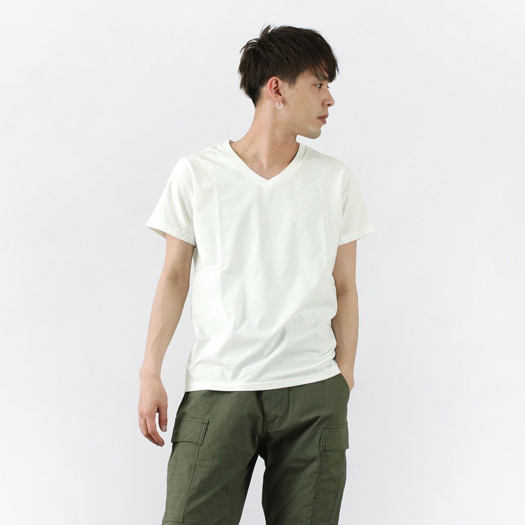 REMI RELIEF / LW processed V-neck T-shirt