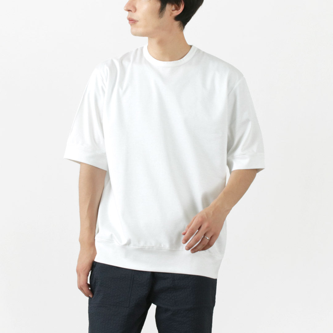 Re fait à Tokyo Japan / Half Mancheve Wide Robe T-shirt