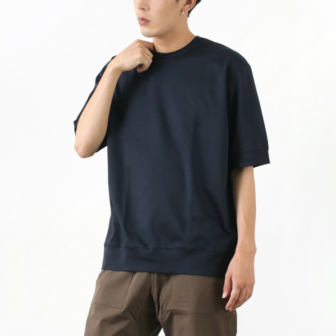 Re fait à Tokyo Japan / Half Mancheve Wide Robe T-shirt