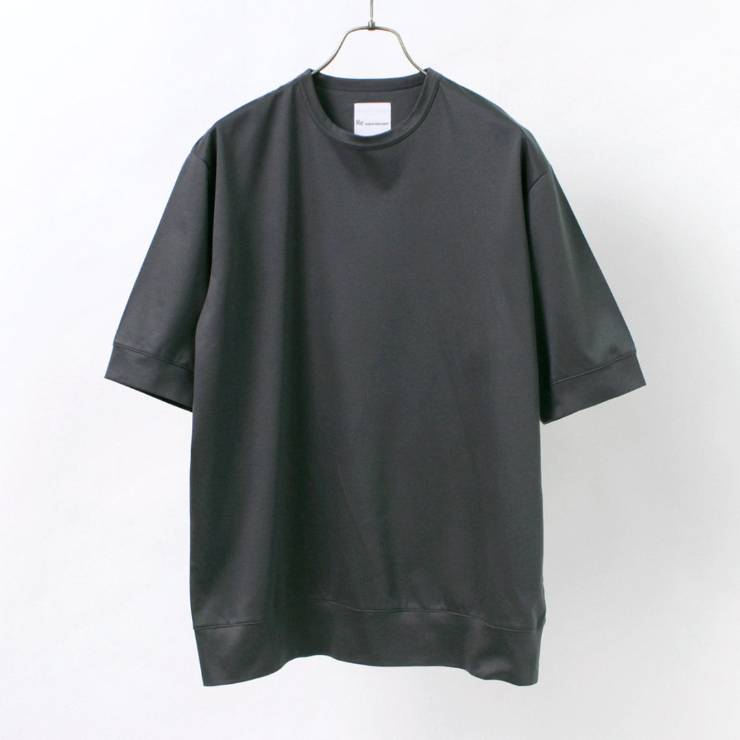 Re fait à Tokyo Japan / Half Mancheve Wide Robe T-shirt