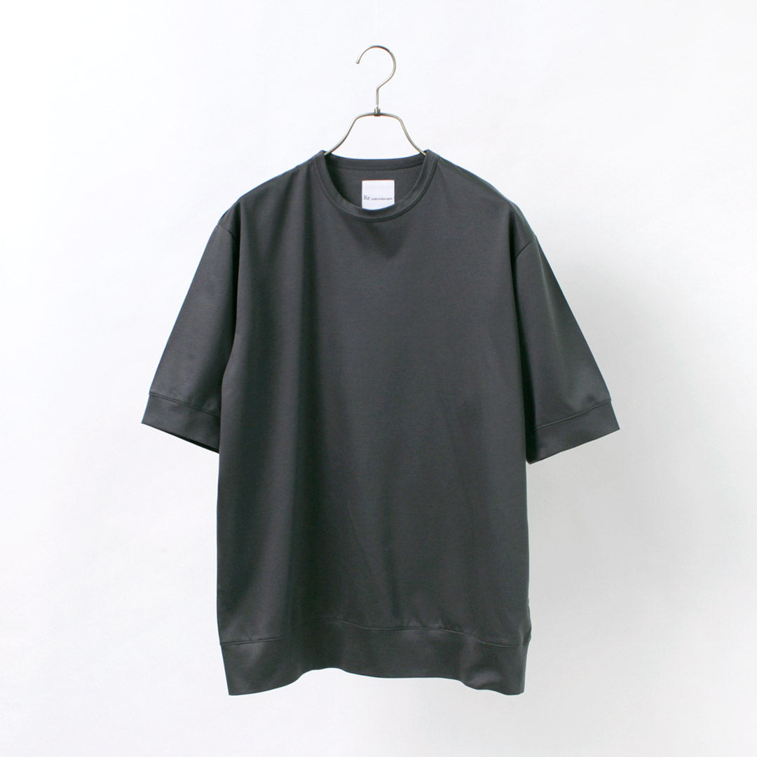 Re fait à Tokyo Japan / Half Mancheve Wide Robe T-shirt