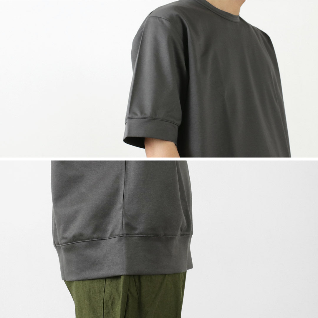 Re fait à Tokyo Japan / Half Mancheve Wide Robe T-shirt