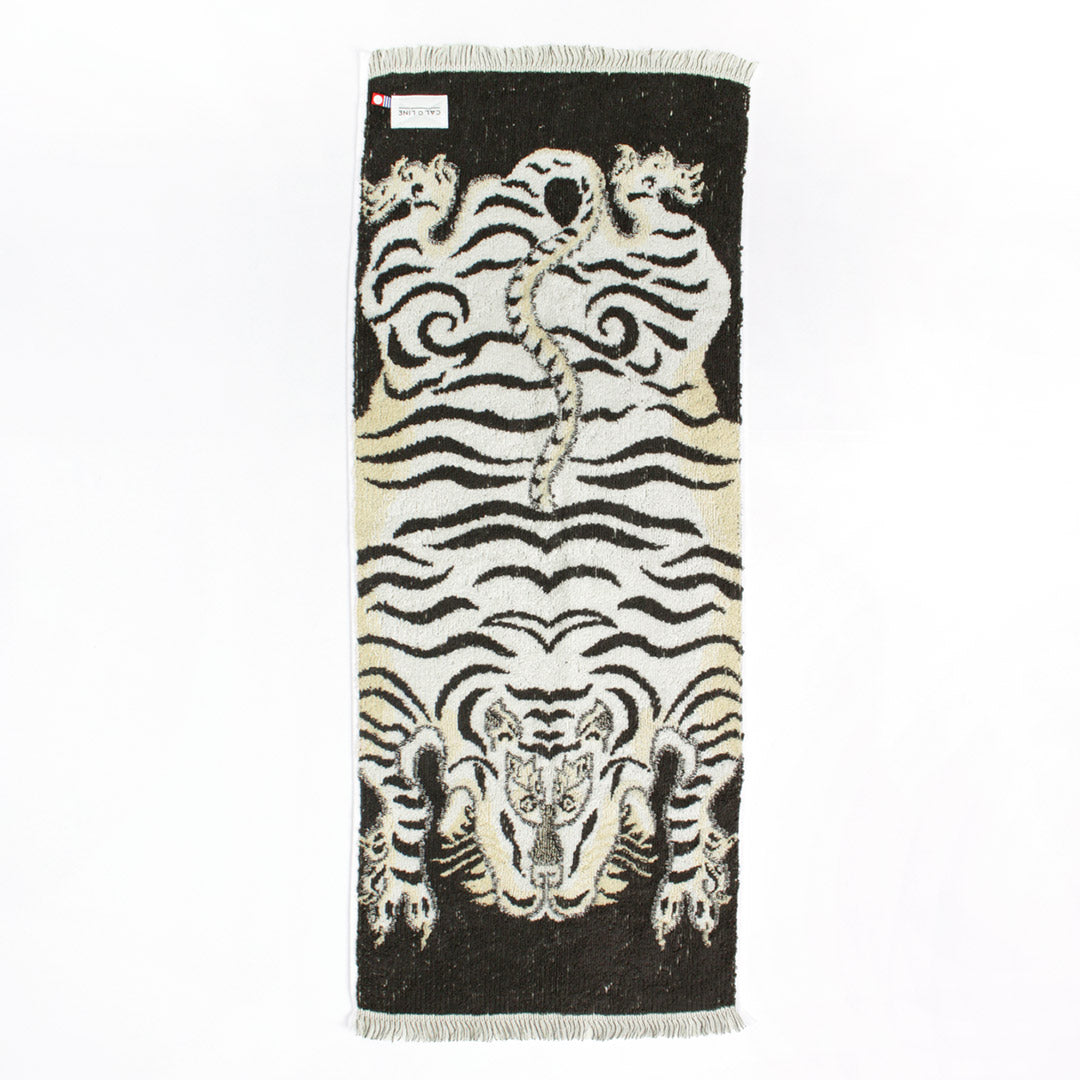 CAL O LINE / Tibetan Tiger blanket towel small