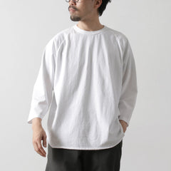 white / M