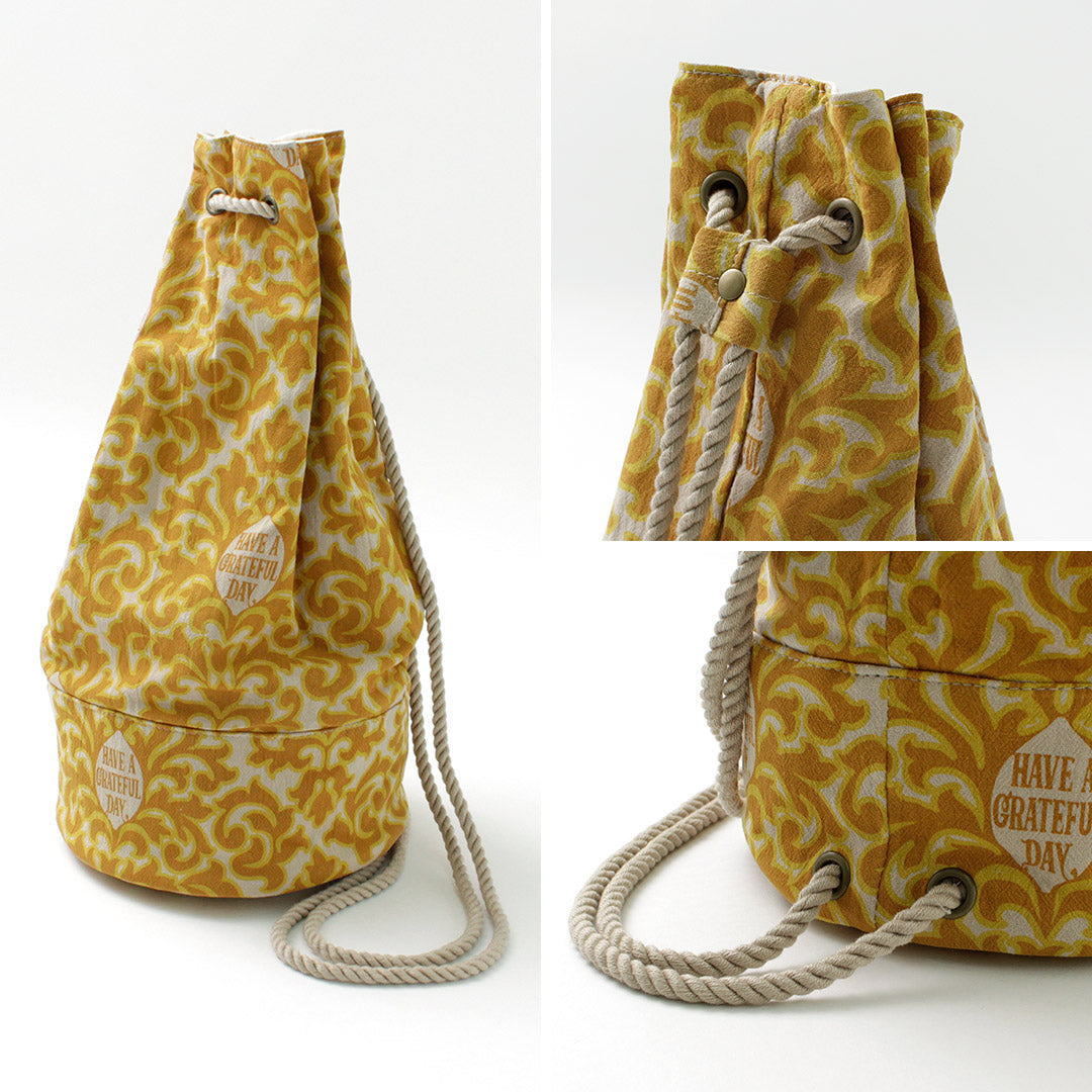 HAVE A GRATEFUL DAY / Retro damask fabric shoulder bag