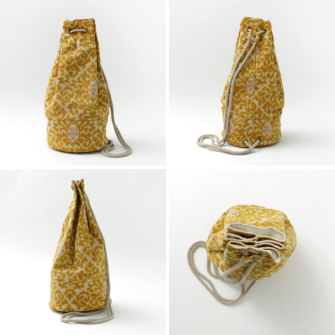 HAVE A GRATEFUL DAY / Retro damask fabric shoulder bag