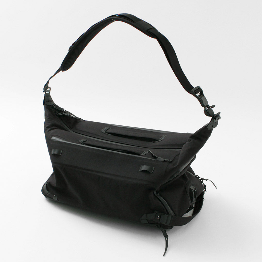 BLACK EMBER / Dex Shoulder strap