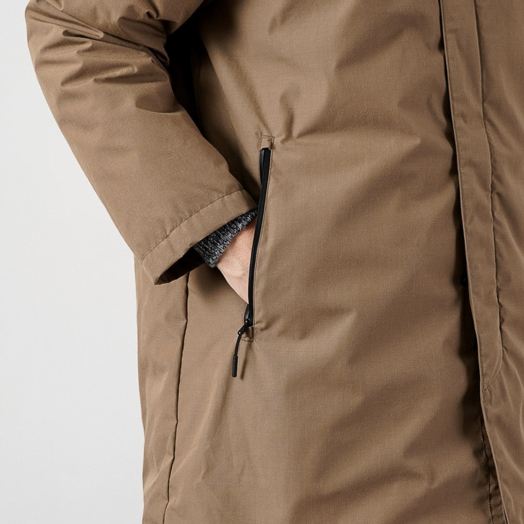 NANGA / HINOC Down Balmacaan Coat