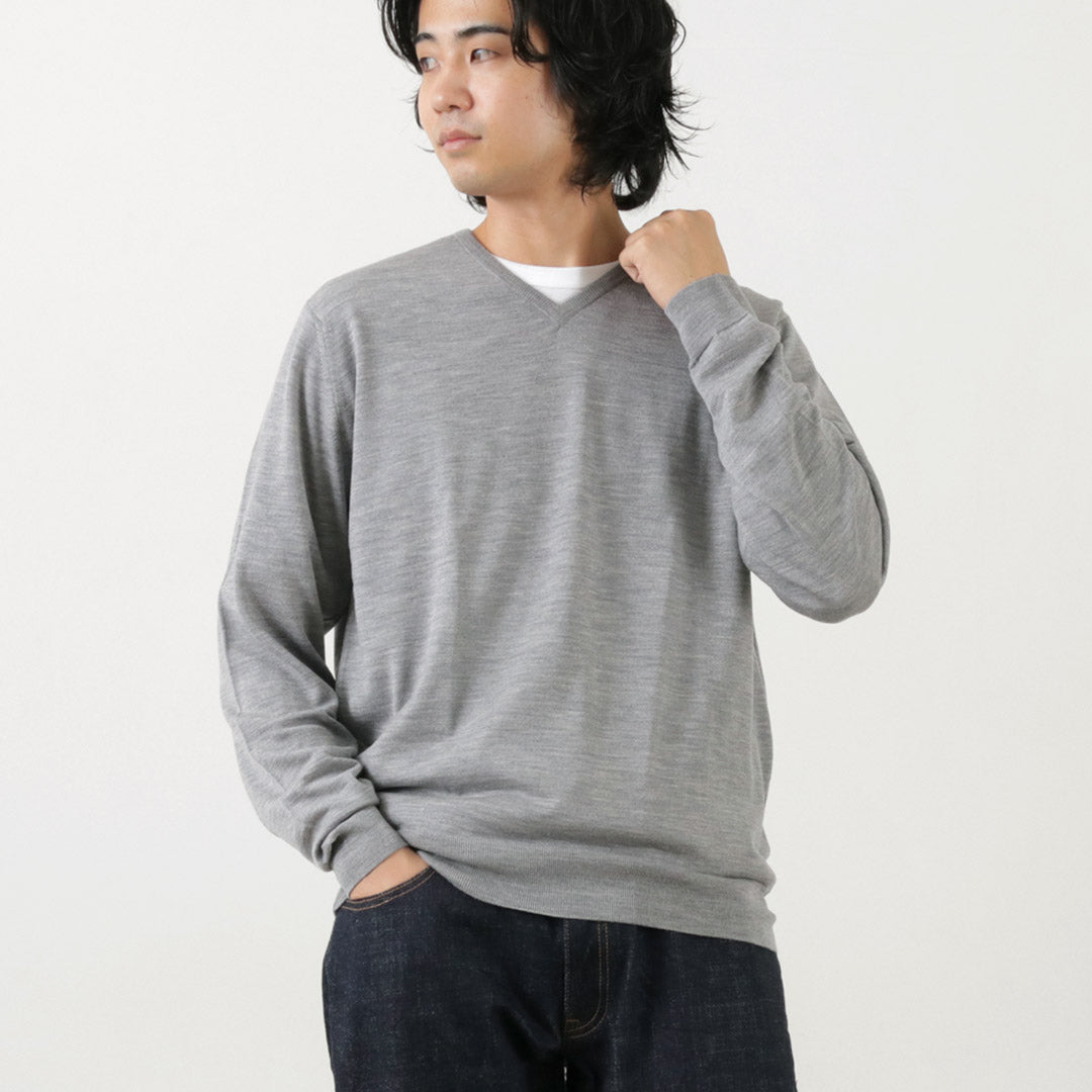 John Smedley / Merino Wool 30 게이지 30 게이지 V- 넥 니트 현대식 착용