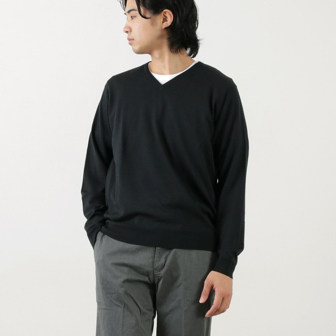 John Smedley / Merino Wool 30 게이지 30 게이지 V- 넥 니트 현대식 착용