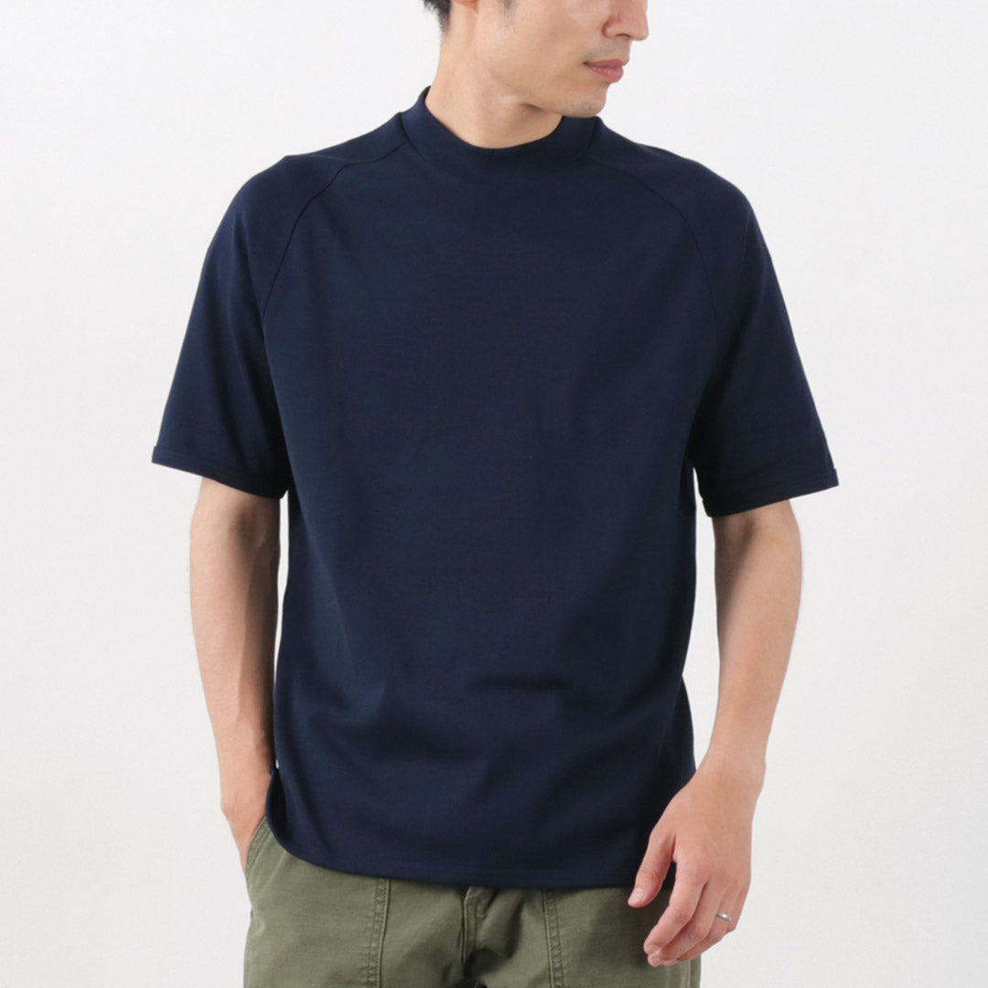 Re fait à Tokyo Japan / Perfect Inner Giza Mock Neck Half Mancheve T-shirt