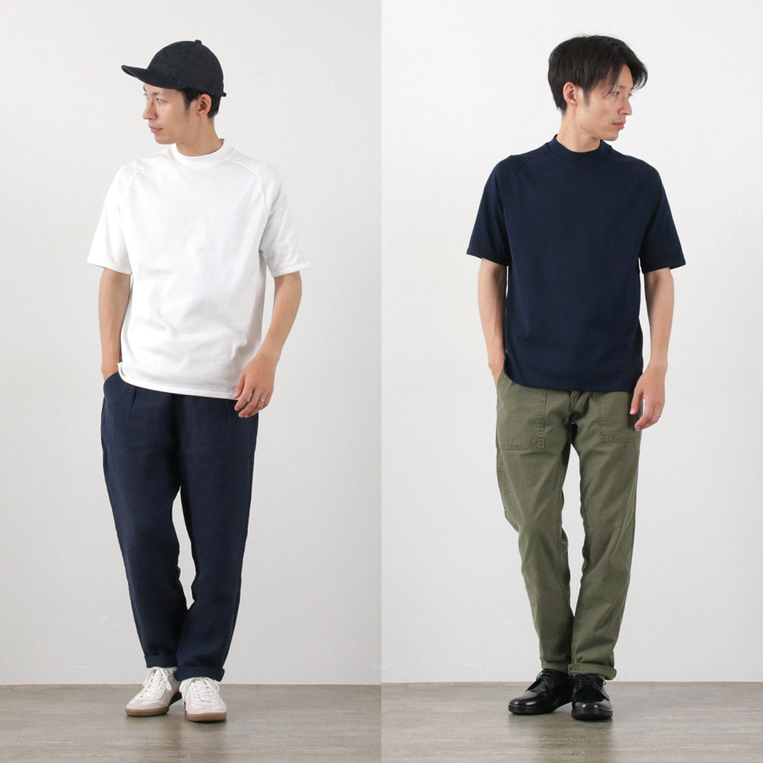 Re fait à Tokyo Japan / Perfect Inner Giza Mock Neck Half Mancheve T-shirt