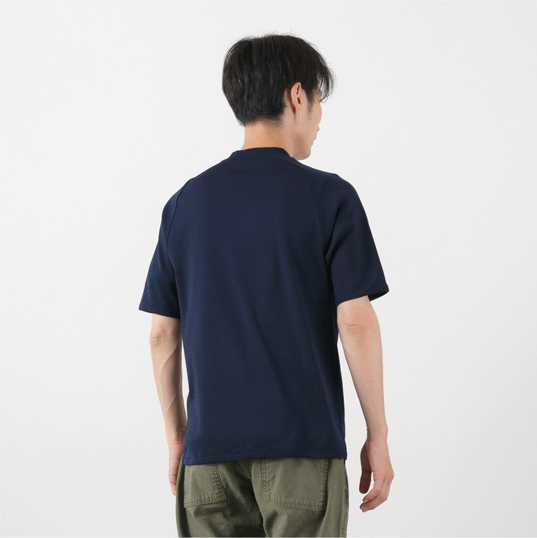 Re fait à Tokyo Japan / Perfect Inner Giza Mock Neck Half Mancheve T-shirt