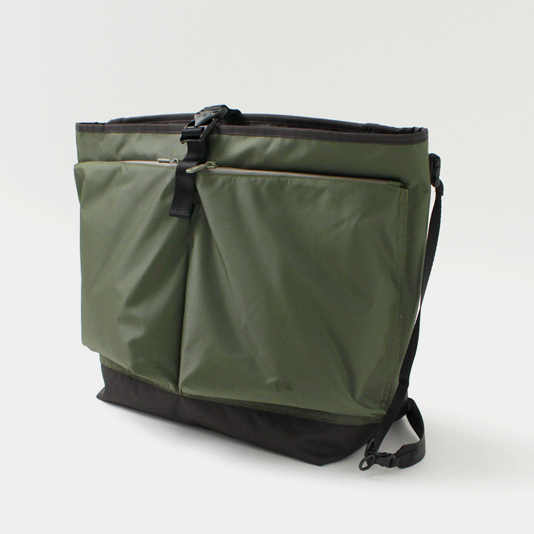 F/CE. / Lightweight courier shoulder bag