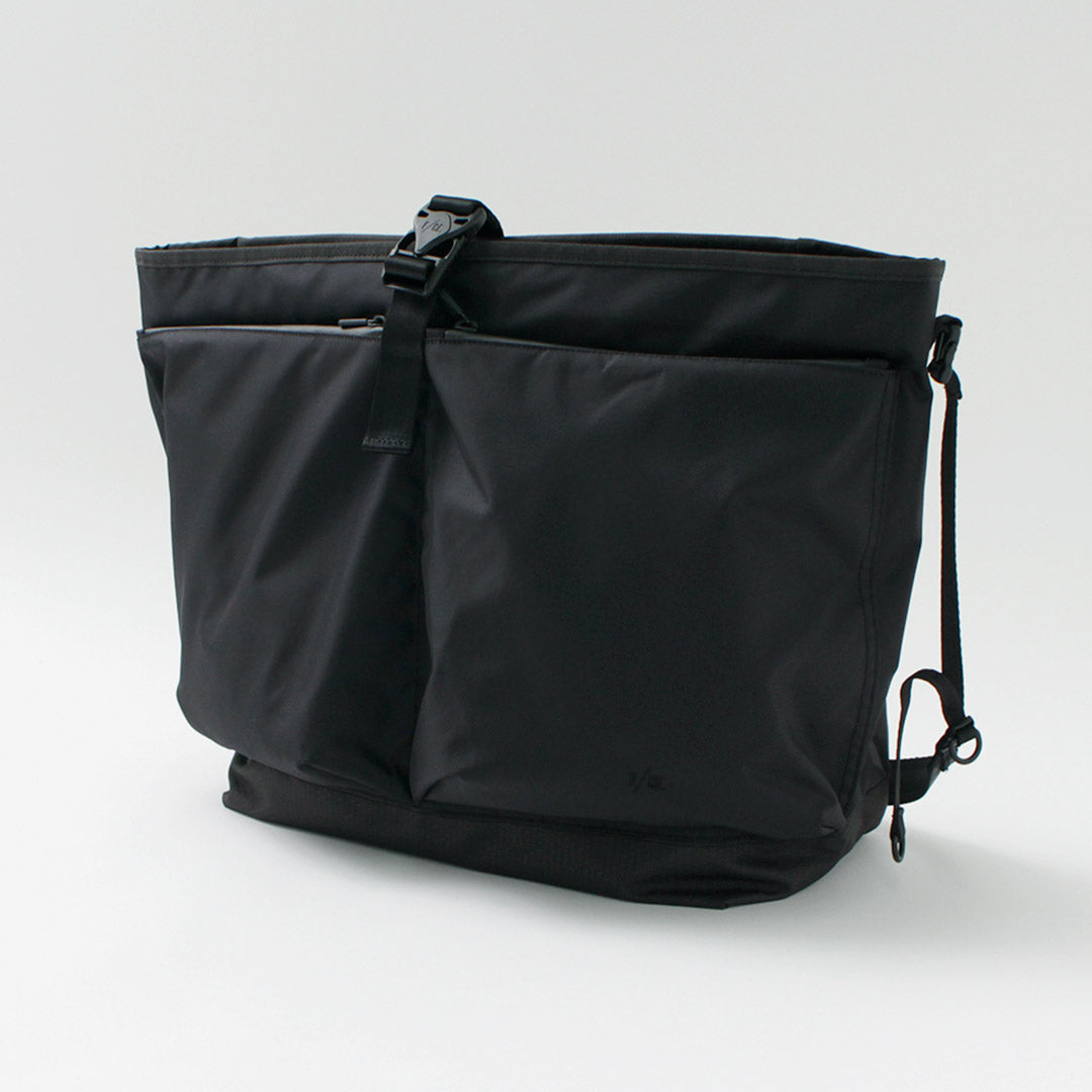 F/CE. / Lightweight courier shoulder bag