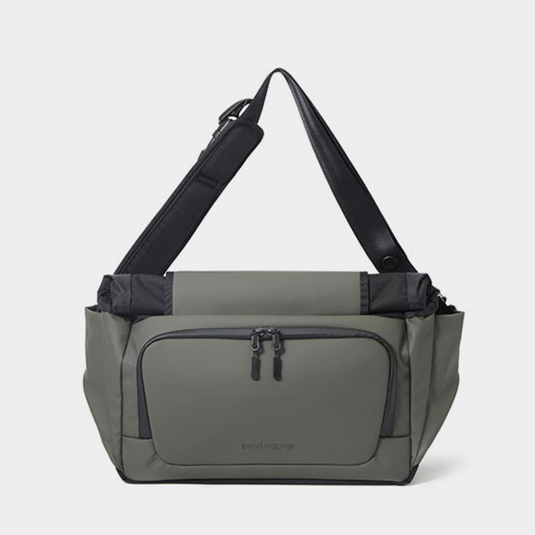 BERUF / Satellite 10+ sling bag