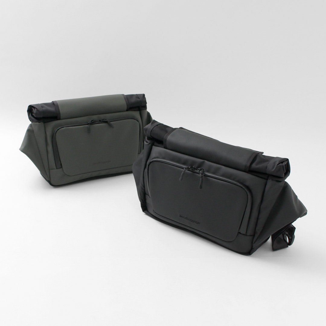 BERUF / Satellite 10+ sling bag