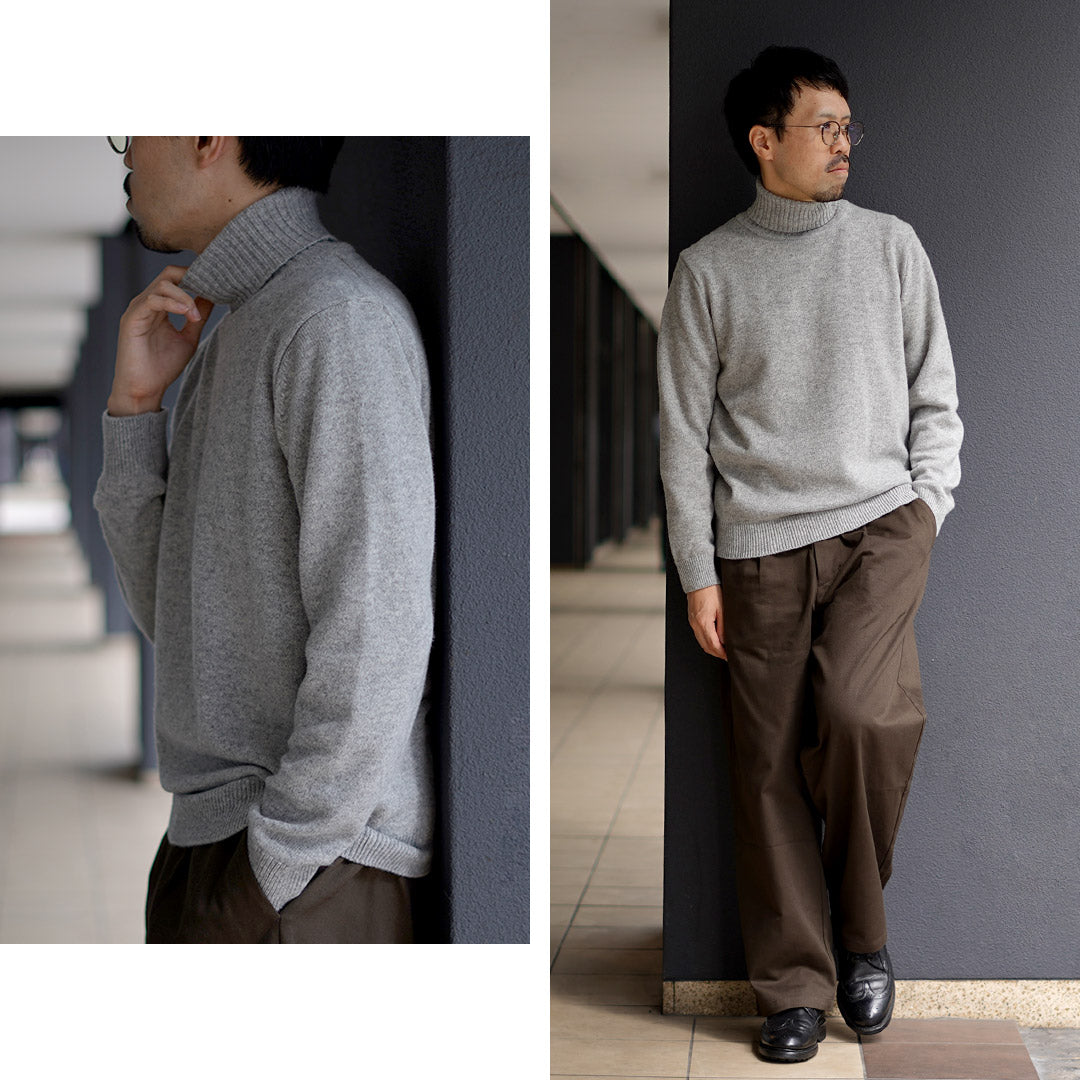 Mooncastle / Cashmere Silk Lambs Wool Turtleneck