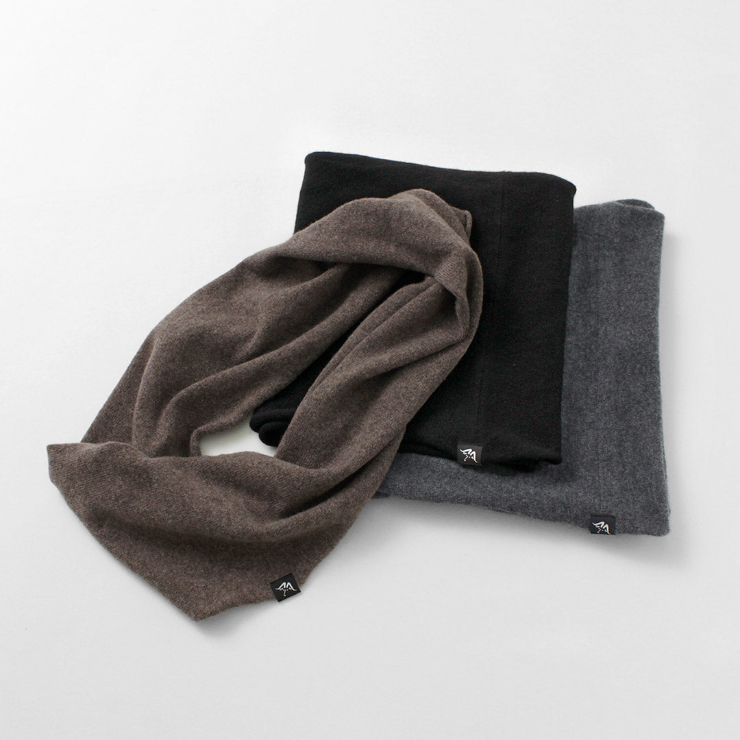 Mooncastle / Cashmere Snood