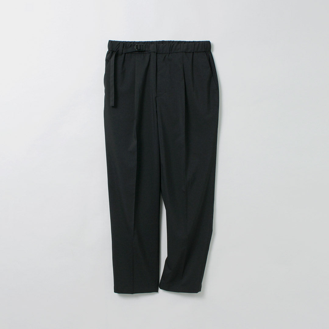 Pantalon blanc / 1 pantalon ceinturé