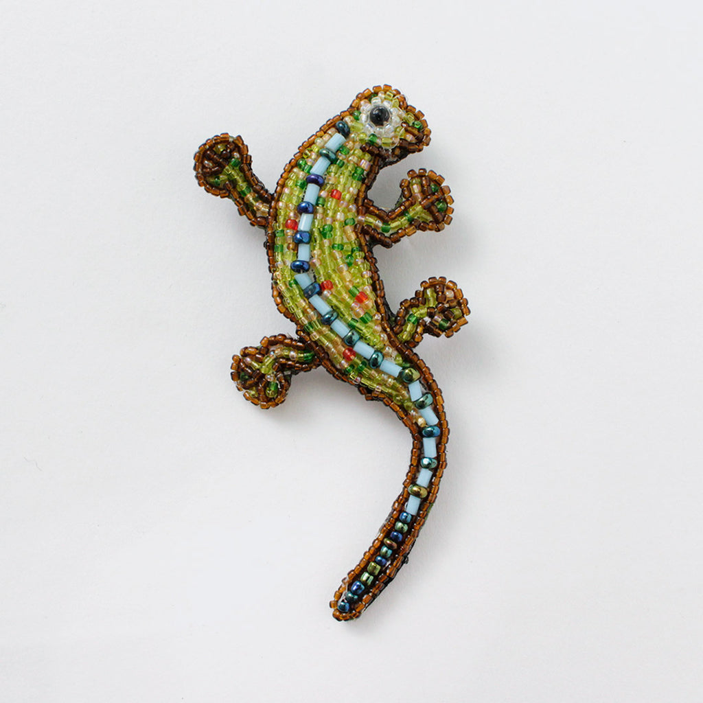 BEADED ACCESSORIES Beaded pin badge L