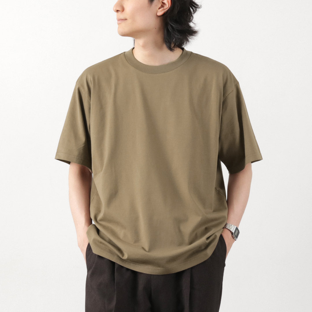 Flistfia / Crew Neck T恤