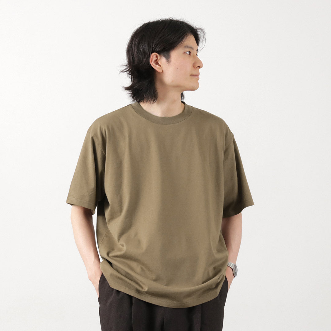 Flistfia / Crew Neck T恤