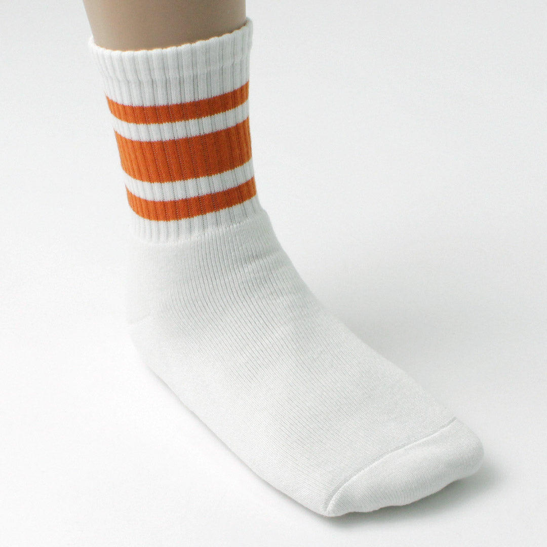 DECKA QUALITY SOCKS / Embroidered Skater Socks